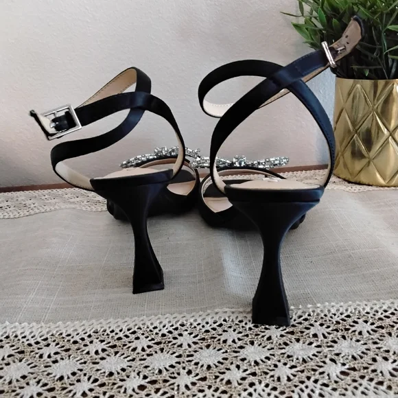 NEW AND NEVER BEEN WORN!! Alex Marie Black Strappy Sandals with Silver Accents - Picture 5 of 8